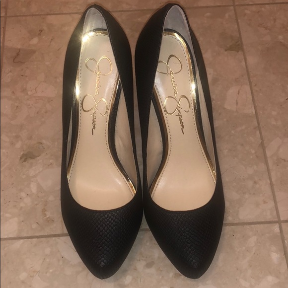 Jessica Simpson heels - Picture 1 of 4